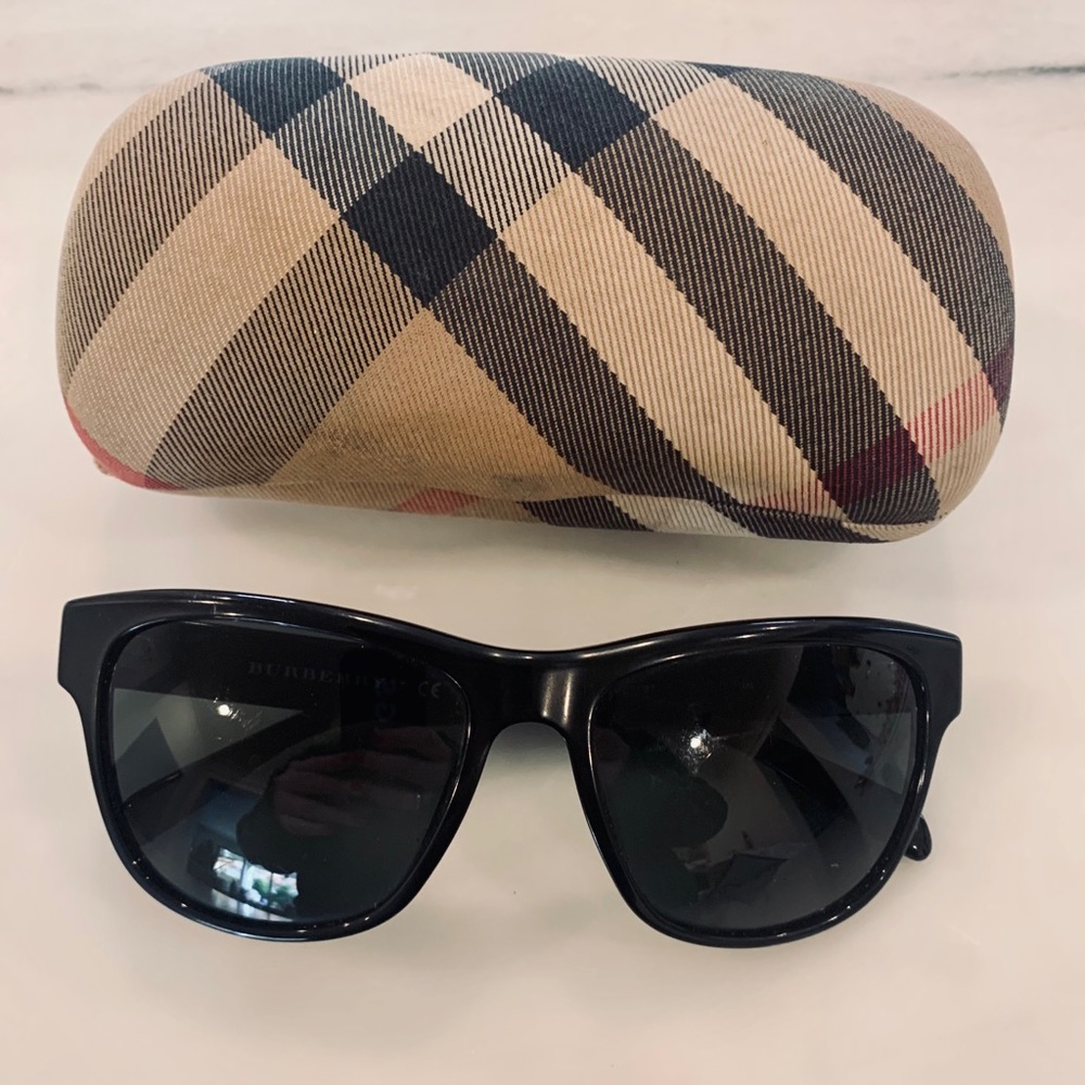Burberry Black Sunglasses
